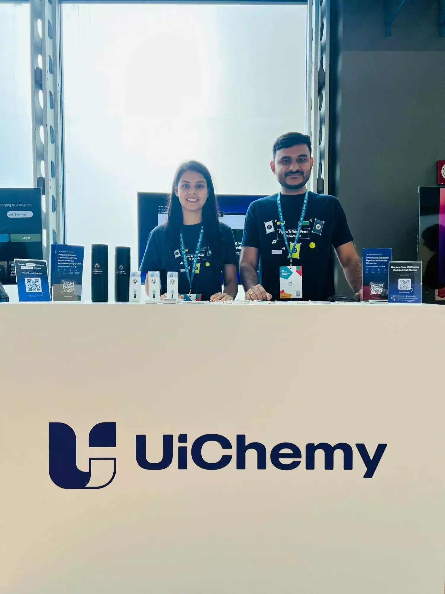 UiChemy Booth 2 1 scaled